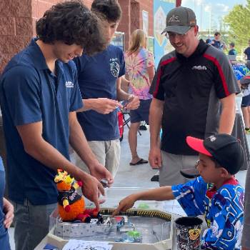 NMT's Robot Combat STEM Outreach Program kicked off its schedule of activities for the academic year with a booth at STEM Night at Isotopes Park in Albuquerque, with more courses, workshops, and competitions planned for the 2022-2023 academic year. nmt.edu/news/2022/robo…