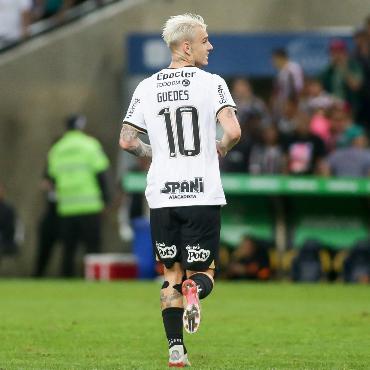 SofaScore Brazil on Twitter "Róger Guedes (25 anos) entre todos do