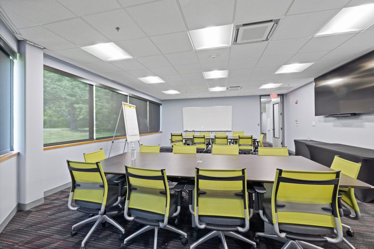 biolabnews's tweet photo. Not only does Boston Bioskills Lab house spaces to work with hands-on surgical training, but we also have numerous conference rooms to host educational seminars. Interested in booking a space for a training or conference? Contact us today!
https://t.co/OrQSMQEktD https://t.co/RIsui8n7KX