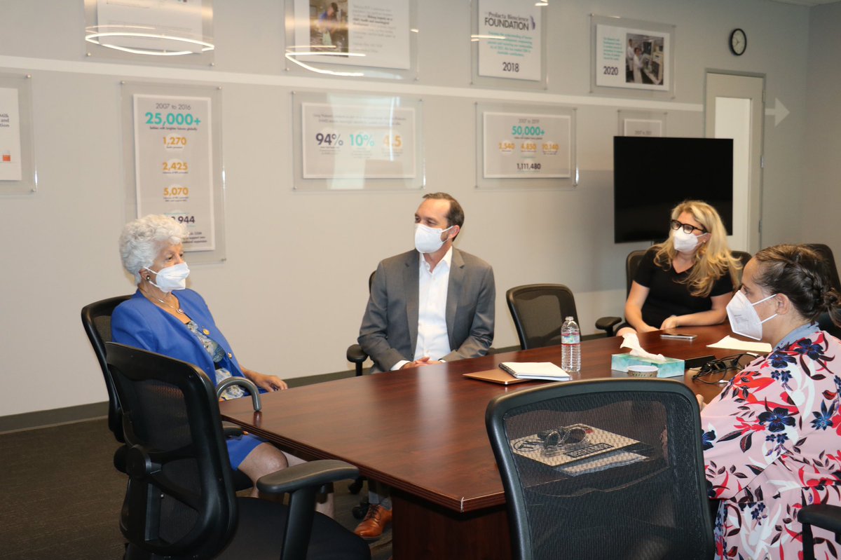 gracenapolitano's tweet photo. It was a pleasure visiting Prolacta Bioscience yesterday. Located in the City of Duarte, @Prolacta provides 100% human milk-based nutritional products to help premature infants and give them the nutrients they need to grow and develop. https://t.co/rCiudEuTGE