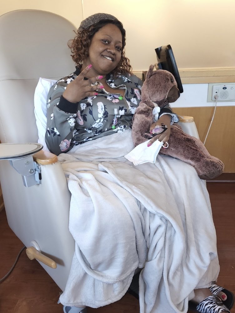 RuschellBoone's tweet photo. Round 4 underway. Last night was rough, but I feel like a🏆. I really miss my mom though. Damn you COVID😞. She was a tough parent, but her love and Jamaican food, were just amazing. I really need her soup right now! 1/3 or 4 #needmorecharacters🤣#cancer #fighter https://t.co/dQRUCGMQj9