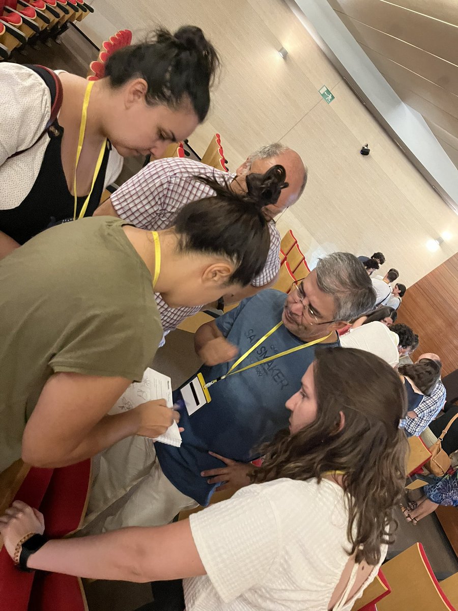 CulturaClasicaC's tweet photo. #CAELUM Quam gaudimus in experimentum dexteritatis in Colegio Mayor: Gymkana mitológica. Gratias vobis amici apud @MadridMito https://t.co/Scj3qnoR2k