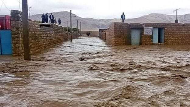 ah7323491's tweet photo. Poor souls in trouble.. Flood afcties needs Govt and media atension for rehab
#Savewasaib 
#RajanPurNeedsAttention 
#TaunsaNeedsAttention https://t.co/rm5g8dFsM2