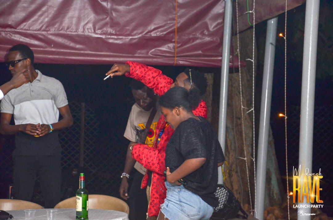MrInfluencerUg1's tweet photo. Yall thanks to our hosts @nampeera_ @MrGayin1 and @IllestBish1 they really made sure it was a turn up 

📸 @Ryan_Glen1 
#Court8MidweekRave 
#Ractive https://t.co/JmVg6DCymF