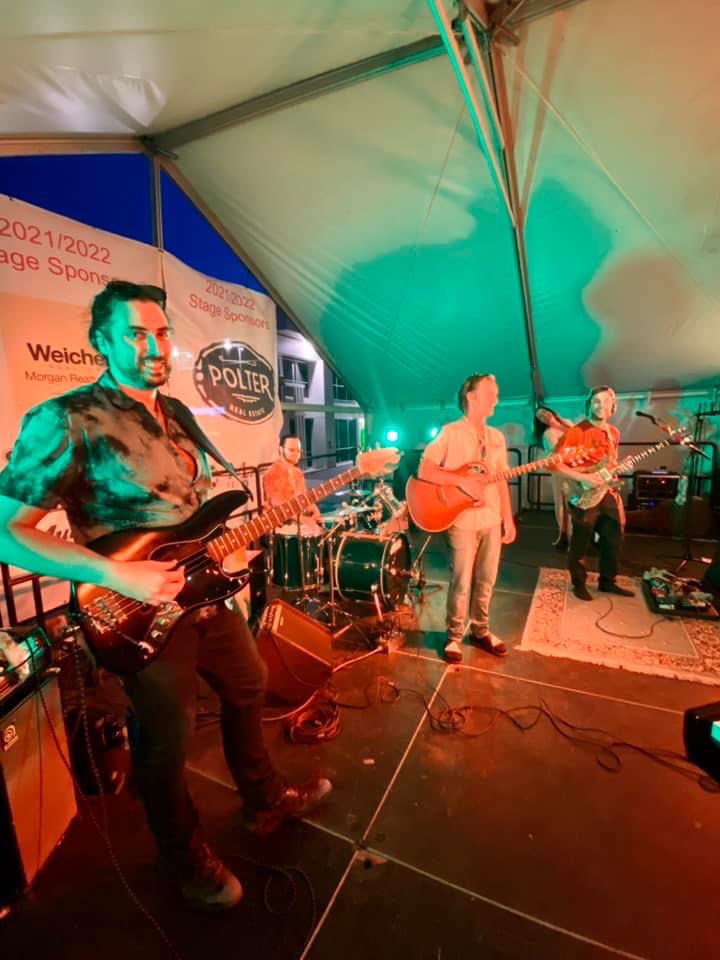 Playing with the 6 piece band tonight at the village idiot maumee from 9-Midnight! 💫 Come chill with us as we practice our set for <a href="/HookahvilleFest/">Hookahville</a> 

#ToledoOhio #livemusic