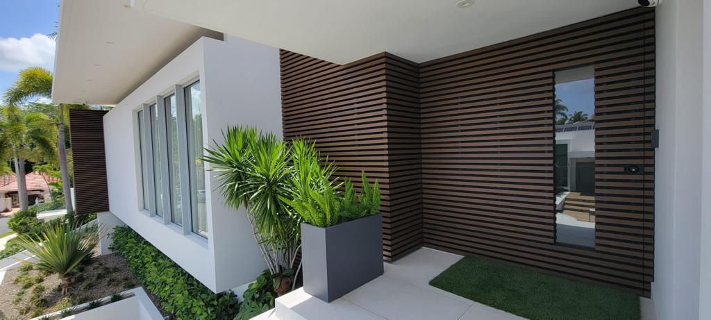 Resysta’s #durable and #sustainable solutions for your projects help you build a better world.

Here's a Resysta Cladding project in Puerto Rico!

#resysta #cladding #green #sustainable #sustainablebuilding #puertoricorealestate #puertorico #puertoricohomes #puertoricoh