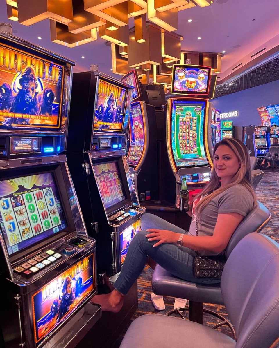 Royal Flusher on Twitter "Bare feet up where I put my drinks? That's a