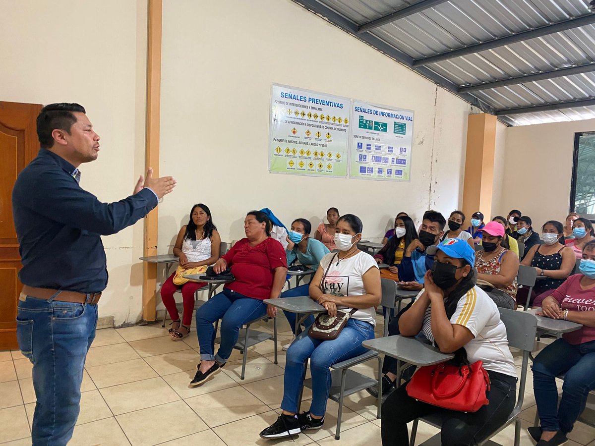 En Catamayo, futuros emprendedores participaron en las Escuelas de Inclusión  Económica 
Detalles aquí ⬇ radioboqueronfm.com/en-catamayo-fu…