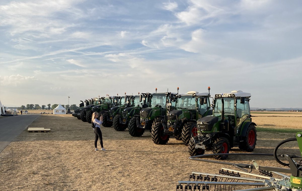 Fendt_UKIreland's tweet photo. It’s nearly time…can you tell what’s missing? 🤔 https://t.co/csJBqj5l9A #ItsFendt #NextGen700 https://t.co/MCWmxQ1uDv