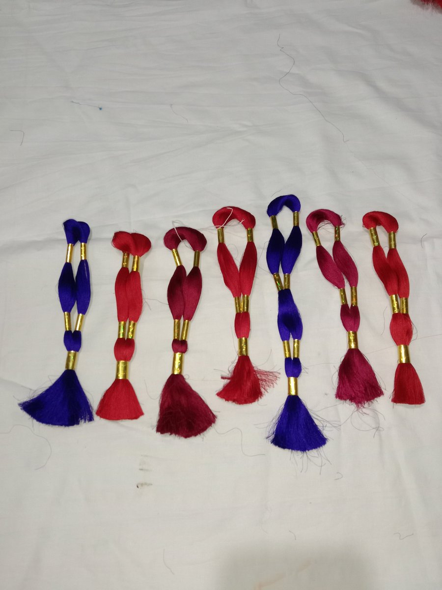 SriSarabar's tweet photo. Silkgarlands #silk #garlands #product #pavithramalai #pavithra #garland #silkgarland https://t.co/dXrPEbSleh
