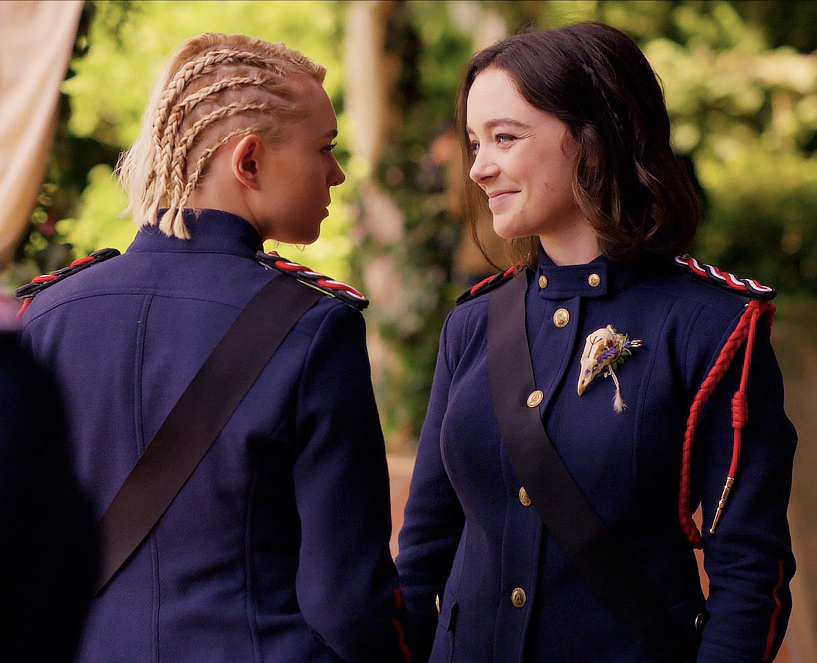 syds3dragons's tweet photo. 1x05, you’ll STILL always remain the best, supreme &amp; superior motherland episode 🥺 #MotherlandFortSalem #Raylla https://t.co/rCXtVjIdSo