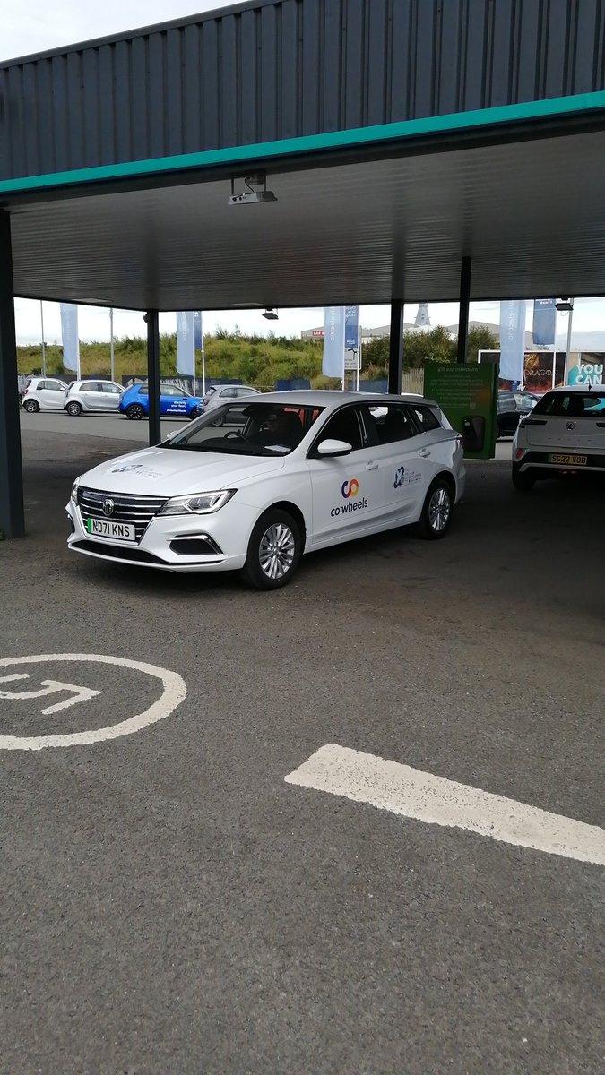 MrTonyArcher's tweet photo. Yay team @Co_wheels crosses the finish line 😁 @GreenFleetNews @transcotland @ACVM_UK #ElectricVehicles #EVchallenge #NetZero
#carclub
#sharedcars
#MG5 https://t.co/q2pWQ6OhPA