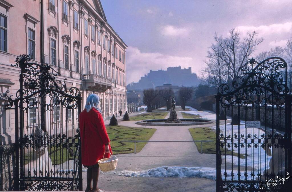 HerbsArchive's tweet photo. Salzburg, Austria (1960’s)
Limited edition prints available now.

#photography #naturephotography #travelphotography #streetphotography #photographylovers #portraitphotography #landscapephotography #kodak #kodakcamera #blackandwhitephotography #photographystudio #photography… https://t.co/waouxHNO8X