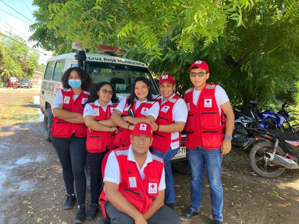 cruzrojahon's tweet photo. En #Nacaome nuestros #voluntarios de los 3 organismos auxiliares realizaron visitas a centros educativos para invitar ser parte de nuestro movimiento por medio de charlas informativas.

#EnCruzRoja #Somos+ https://t.co/lJ8aq3OBfr