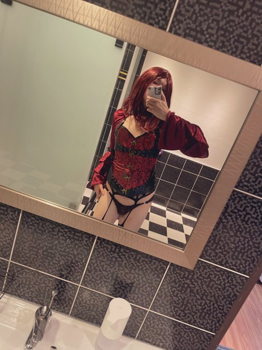 禮拜五晚上有人要一起喝酒嗎？ 🍺🍷 https://t.co/I3H02FkH9i<a href="/tag/%E5%8F%B0%E4%B8%AD"class="tags"><span>#台中</span></a><a href="/tag/%E5%8E%9F%E5%91%B3%E5%95%86%E5%93%81"class="tags"><span>#原味商品</span></a><a href="/tag/%E6%88%80%E8%B6%B3%E8%AA%B2%E7%A8%8B"class="tags"><span>#戀足課程</span></a><a href="/tag/%E7%94%9F%E7%90%86%E5%A5%B3%E4%B8%BB"class="tags"><span>#生理女主</span></a><a href="/tag/%E6%94%B6%E8%B2%BB%E8%AA%BF%E6%95%99"class="tags"><span>#收費調教</span></a>
