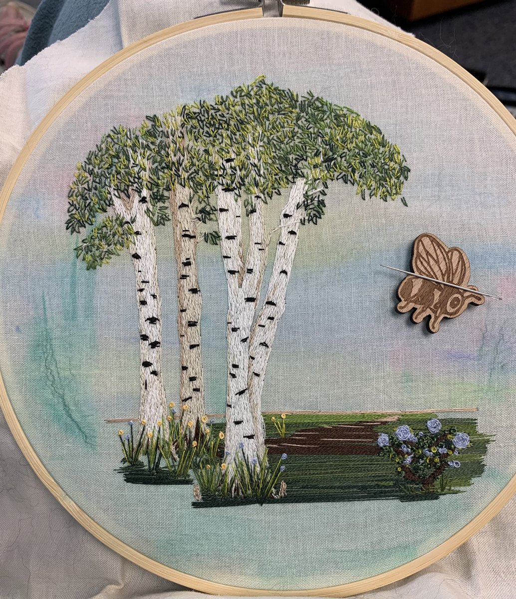 I didn’t really have a plan. A touch of watercolour and away I went. I’m quite pleased with how it’s looking though. #threadpainting #embroidery