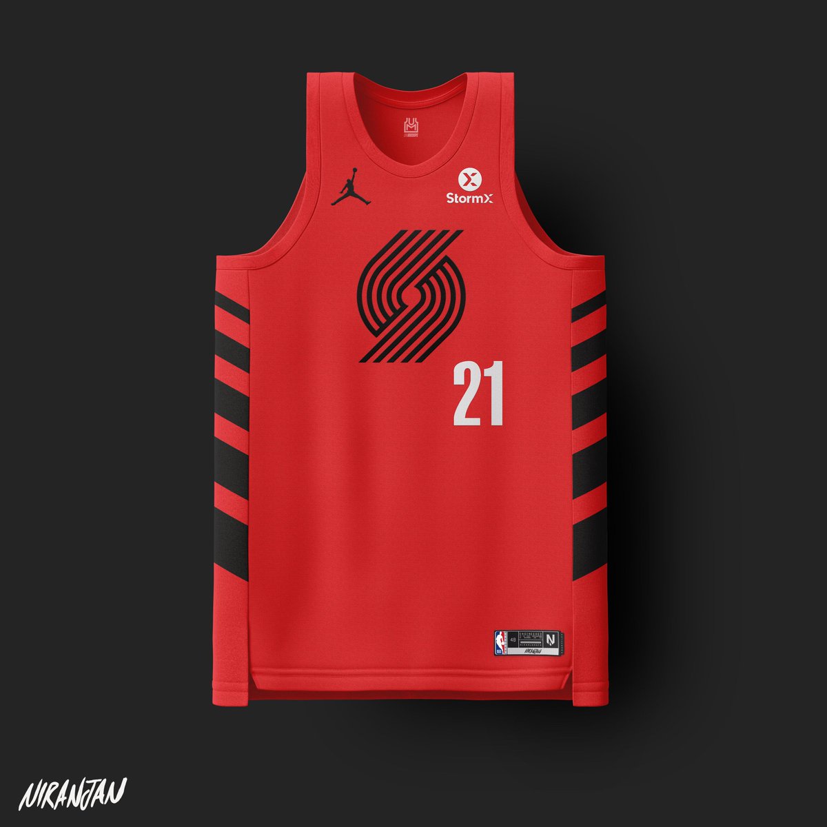 lillardRS's tweet photo. Aparentemente essa seria a statement edition de Portland para a temporada

que coisa horrorosa😭😭😭 https://t.co/1mWPSB5bTB