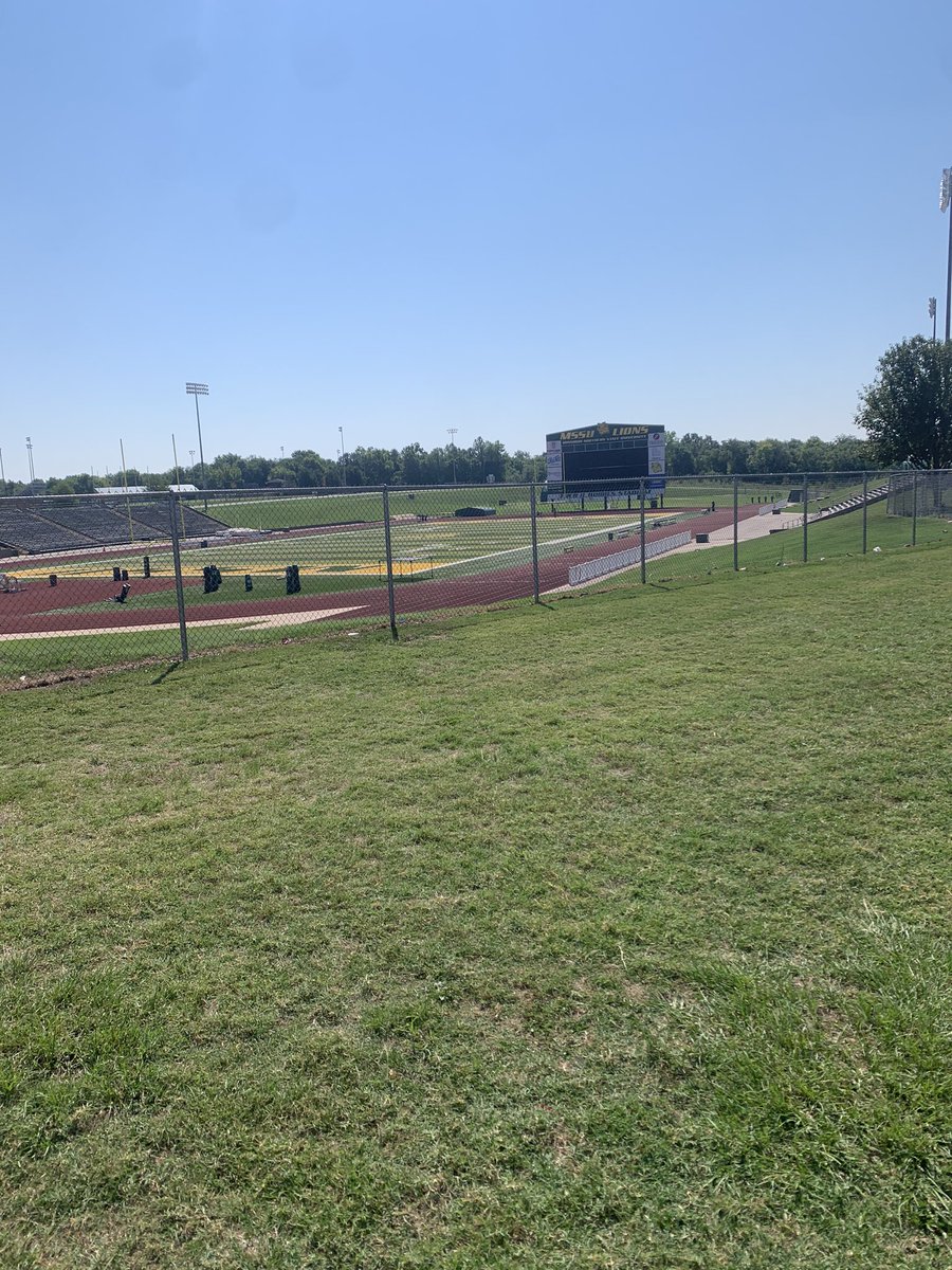 CarsonTucker1's tweet photo. Would like to thank @MoSoXCTF, and @pv4ever17 for bringing me and my family out for a tour around campus and the facilities! #LionPride https://t.co/gR4Fn6AAU7