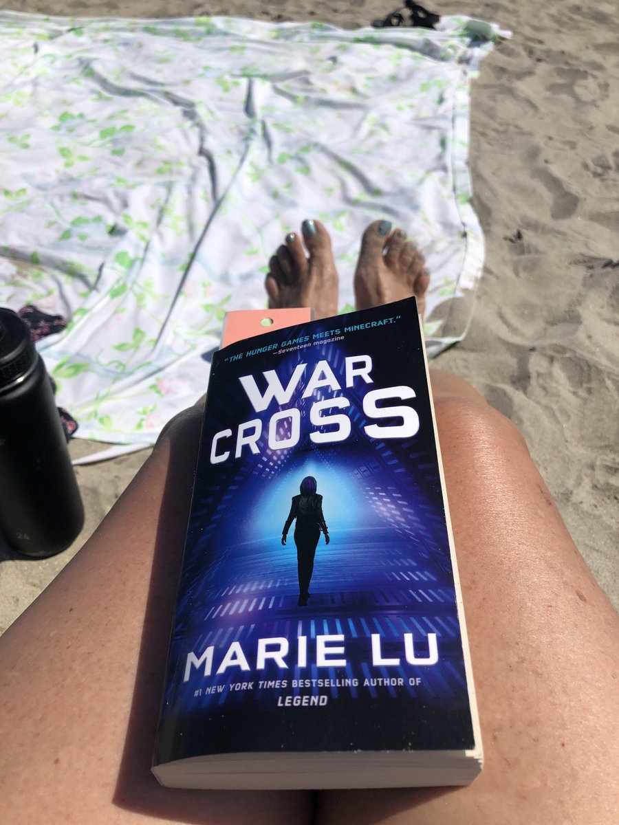 Catching up on #summerreading at Good Harbor beach ⁦<a href="/WalthamHS/">Waltham High School</a>⁩  #oneschoolonestory #readyforschooltobegin