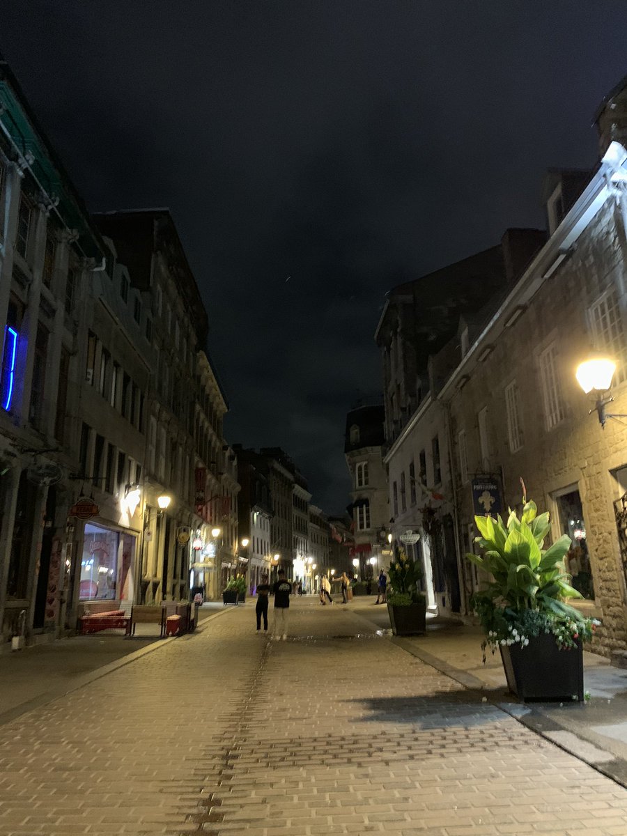 Canadainf1015's tweet photo. Day2 Quebec City!
5am I made up my mind to go to Quebec City. Then booked bus ticket and I made it!! https://t.co/s3vAjU1Z0V
