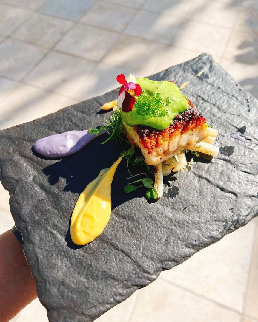 NaplesGrande's tweet photo. Bon appétit! Enjoy dishes served with elegance when you dine at The Catch of the Pelican ✨ 😋  

Book your reservation now: https://t.co/IIF4RFMD5H

#ParadiseCoast #LifeIsGrande https://t.co/8eWXYSbVmF