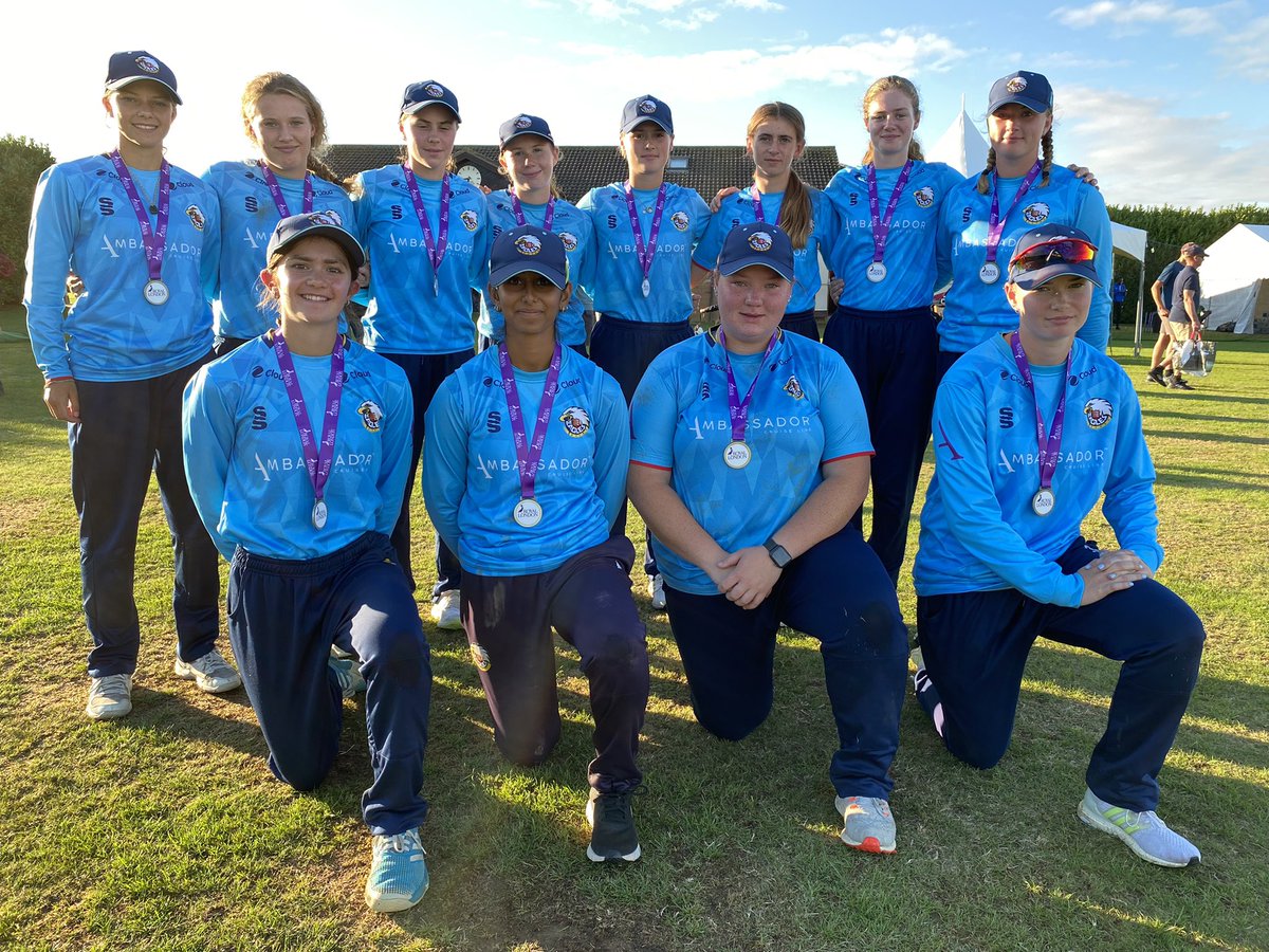 FINALS DAY

A valiant effort from the 🦅🦅 but we finished 5 runs short today.

A well fought campaign and we are all super proud of how the whole squad has played their cricket this season and represented the Essex badge with pride!

🏏H Dring-Richardson 24
🏏J Westley 20