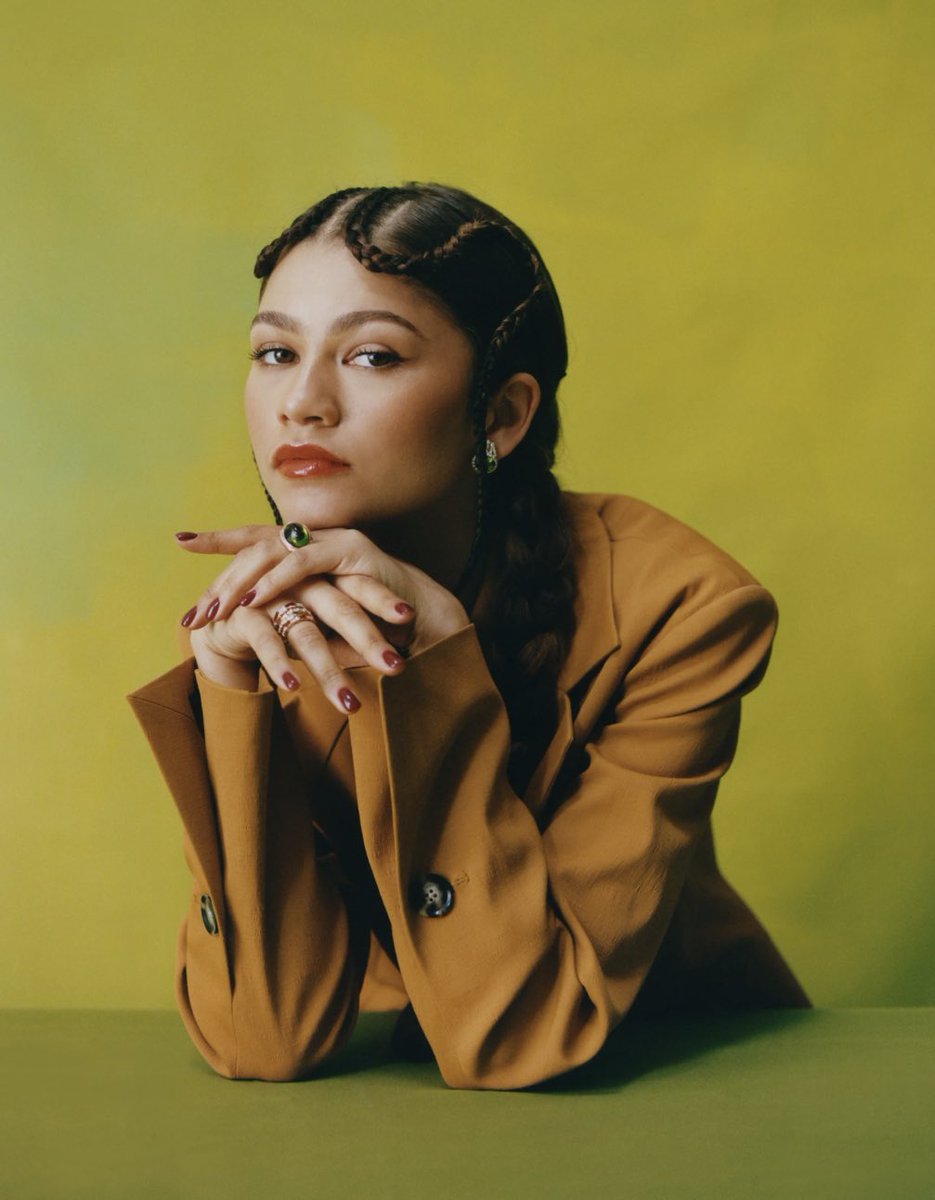 FiImUpdated's tweet photo. Zendaya reportedly will not be returning for the third season of Euphoria due to scheduling conflicts.

(Read more about it here: https://t.co/ActEh1XC21) https://t.co/ZWfahc4EuB