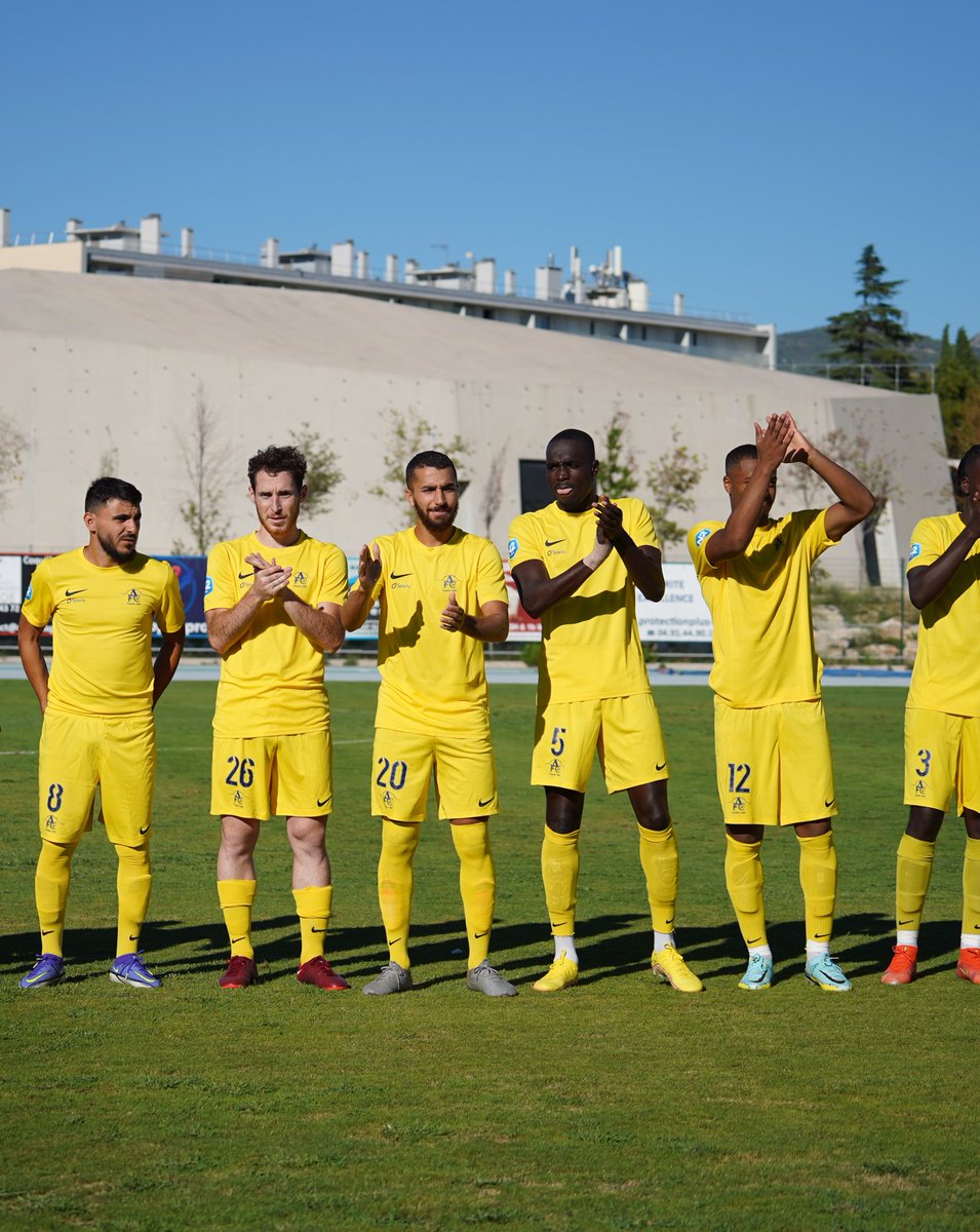 SavaneM5_'s tweet image. Première victoire à la maison 3-1 VS Louhans Cuiseaux. Rdv samedi à Ales pour la seconde journée de championnat 🟡🔵 #Revenge #Cinco @AubagneFoot