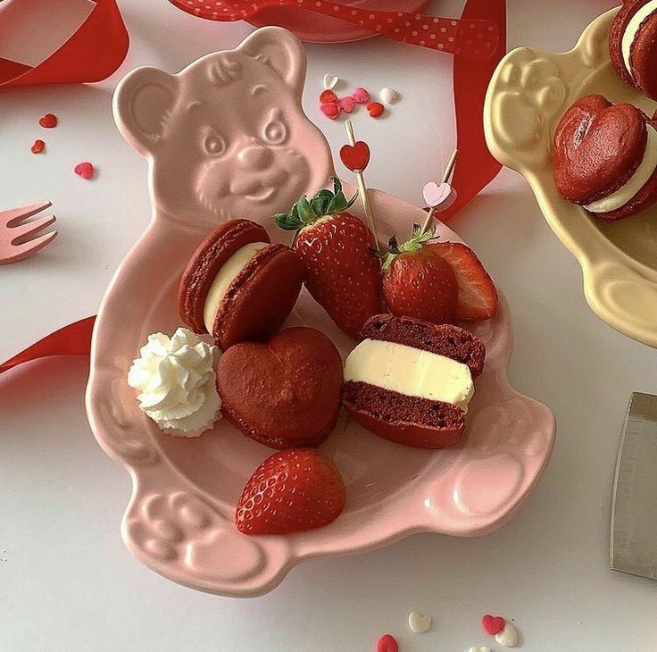 coffeesanrio's tweet photo. ⭒    𝗣e𝗱𝗶𝗱o: combo hello kitty.
⭒    𝗗e: 🐈‍⬛
⭒    𝗣a𝗿𝗮: @edollgawa 
⭒۟ ִֶָ 📮: como realmente obedeceu e cuidou dos machucados, então agora sim os doces. https://t.co/6RSsRpgPGe