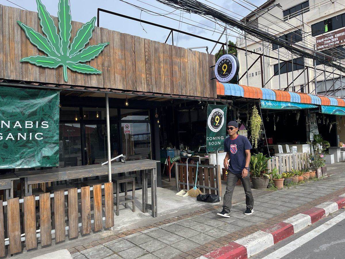 thianchote's tweet photo. #kohsamui #หน้าทอน #ท่าเทียบเรือ #สมุย #สนใจทัก #งานดีมีคุณภาพ
#Happy9CANNABIS  #สิงโต #DRAGONog https://t.co/fEO4rAPujX