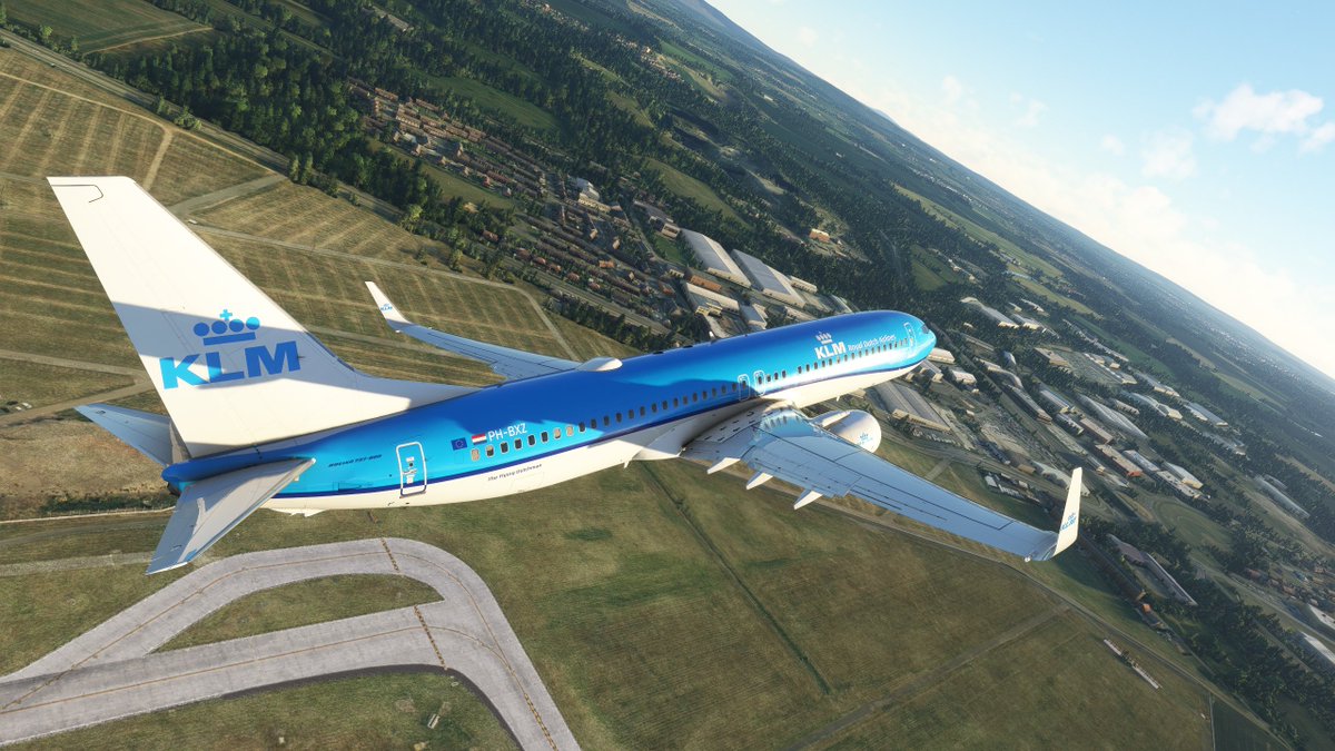 MaikelMcGiver's tweet image. PMDG has released their MSFS Boeing -800 expansion for the 737 product line. Took it for a spin in the sim and it looks amazing. I can't wait to take this baby out for a lot of flights. Stay tuned for more 737 content in the upcoming weeks! #MSFS2020 #MSFlightSim #Flightsim #PMDG