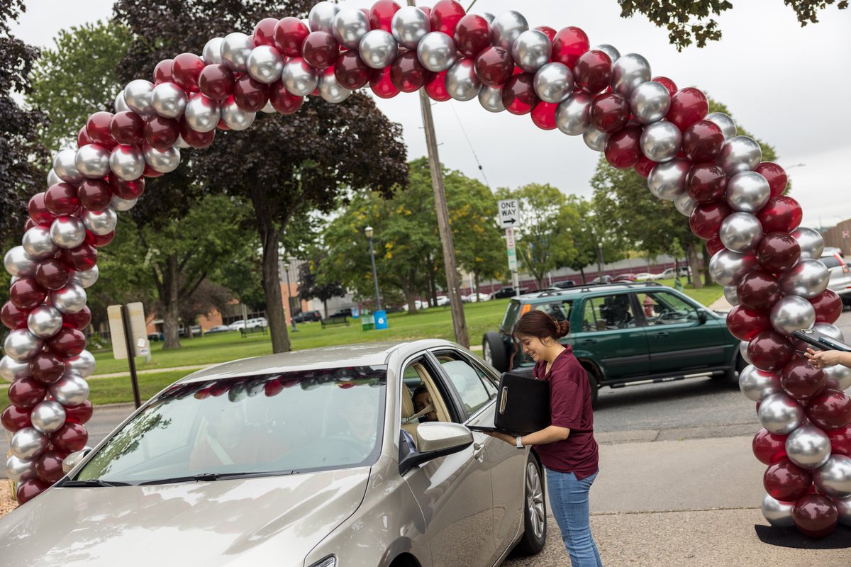 AugsburgU's tweet photo. We're excited to kick off the school year by welcoming new #Auggies and their families to campus! https://t.co/84Sw8a2L4A