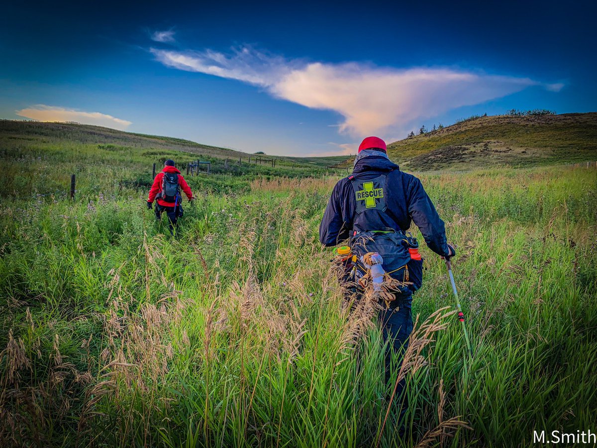 CochraneSAR's tweet photo. Yesterday, members conducted a mock training search scenario for a missing 5 year old boy.

Members did a fantastic job of searching multiple areas of interest which ultimately resulted in the successful reuniting of the missing boy and his family.

#cochrane #alberta #yyc #sar https://t.co/nN7qWs1xtE
