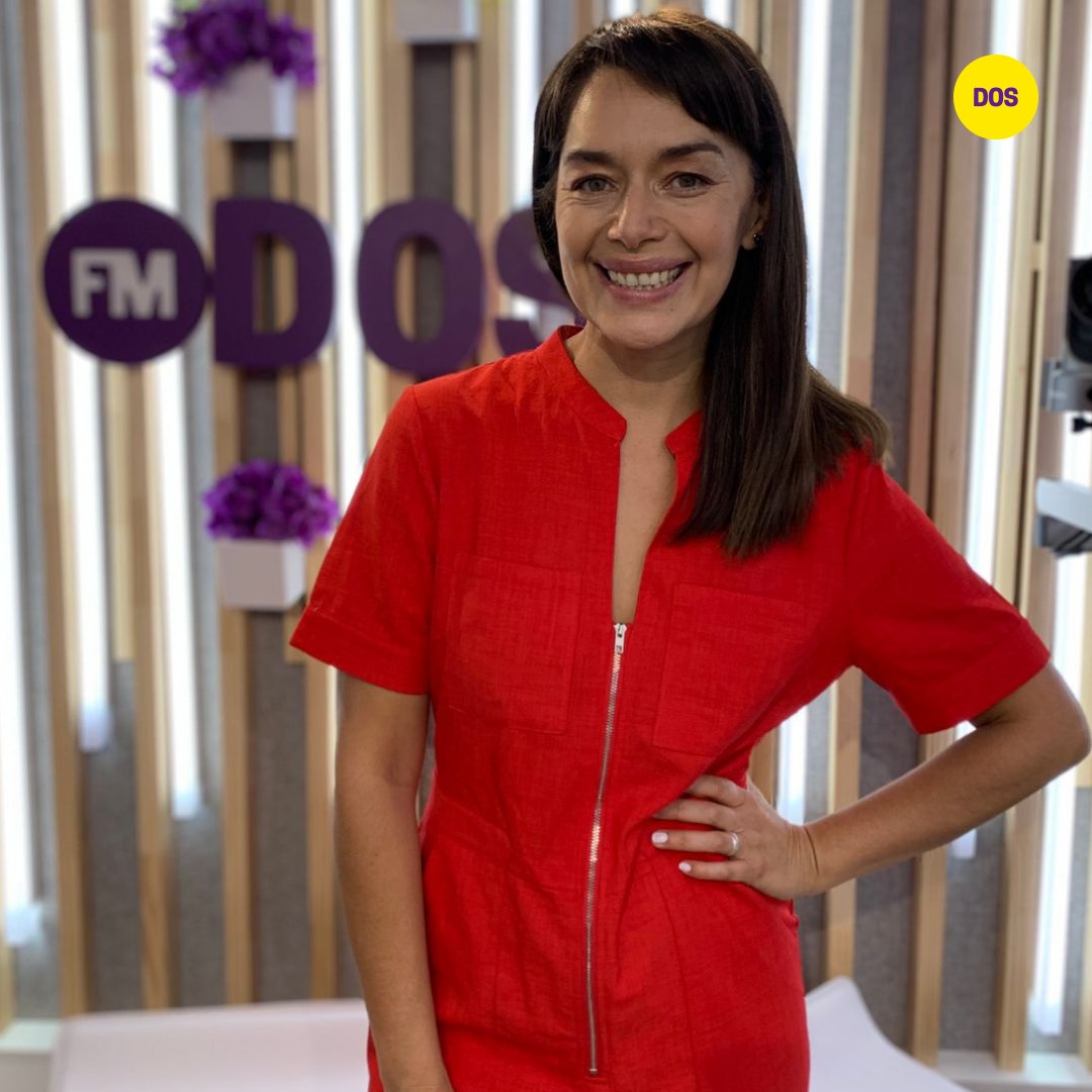 FMDOS's tweet photo. ¡Al fin es jueves! Y @Elviracristi te da la bienvenida a un nuevo #Conectados el programa verde de FMDOS 💚 donde tenemos un nuevo #VersusMusical para que votes en nuestro WhatsApp y escuches a la ganadora al final del programa en la 98.5 y https://t.co/vDcdCfyq4a 💞
📸: FMDOS https://t.co/QdR1FFdWQK