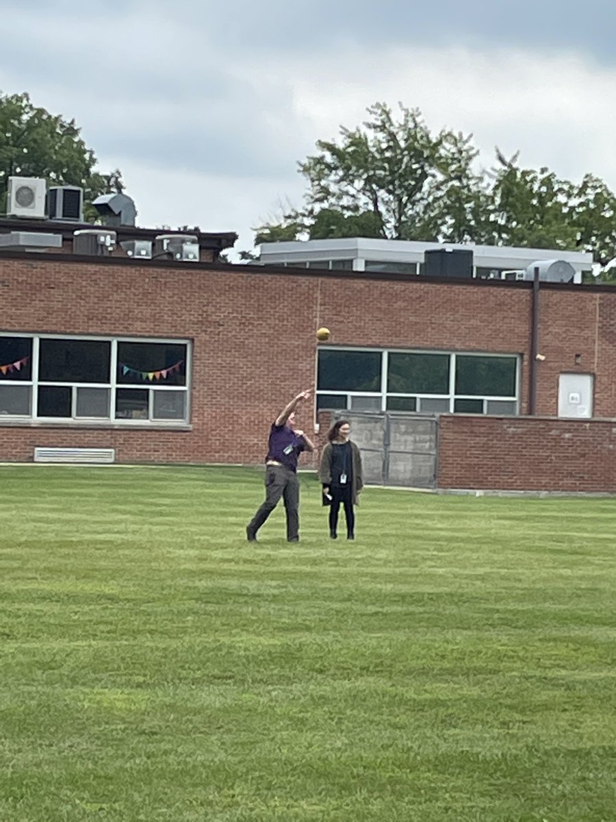 Mrs. Ballard tweet media