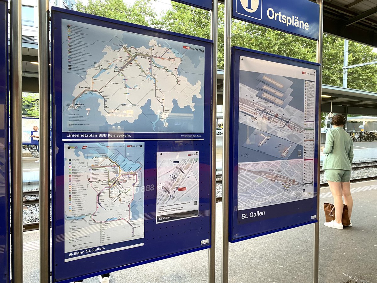 evoqzurich's tweet photo. Bahnhof St.Gallen: Bahnhofplan, Liniennetzplan und Karte #madebyevoq #trafimage https://t.co/Z64hMtz0v7
