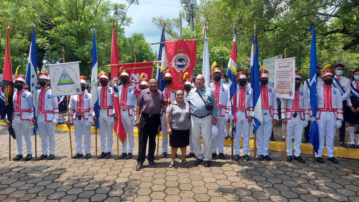 INOBML1's tweet photo. Banda y Gimnasia Ritmica de Nuestra Comunidad Educativa del Instituto Nacional de Occidente-Benito Mauricio Lacayo en su presentación artistica y de gala hacia nuestras Autoridades Nacionales  del Ministerio de Educación .. Agradecemos a nuestra Excelencia Académica . https://t.co/BbSyywqeRE