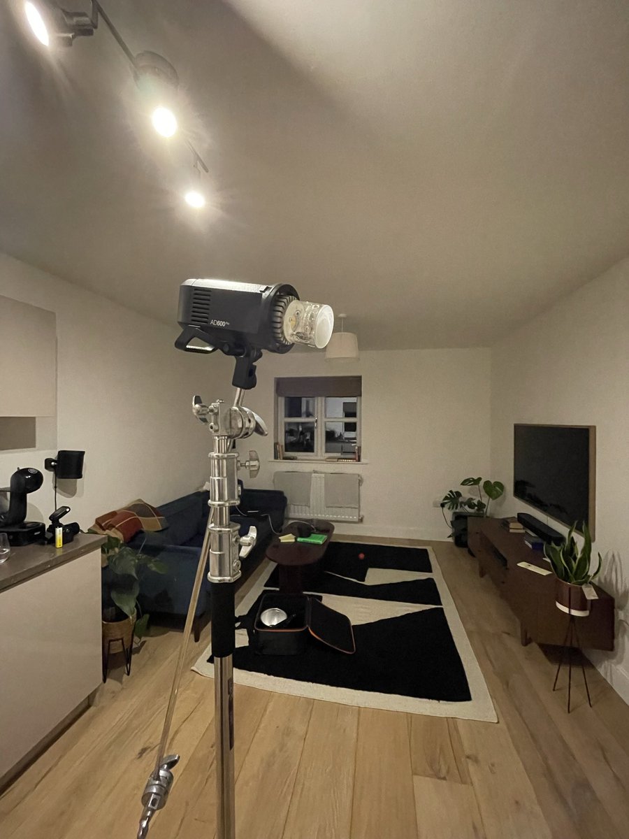 arunchaggar's tweet image. New purchase 😅 #ad600 #portraitphotography #photography #sonyalpha #sonya7iii