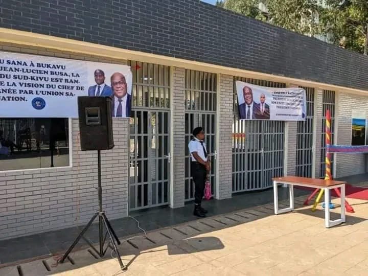 Ministère du Commerce Extérieur tweet media