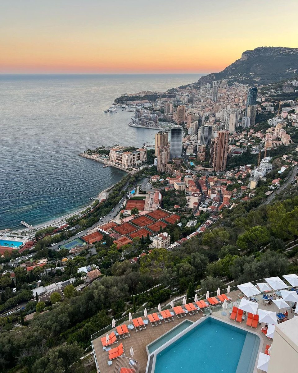 victordemonaco's tweet photo. Monaco: What dreams are made of 🇲🇨 💭 💫 

#monaco #montecarlo #victordemonaco https://t.co/mOBIpNqoxR