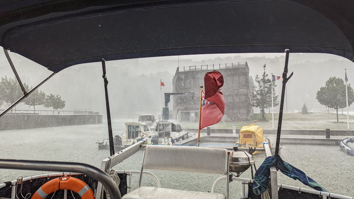 stakit's tweet photo. It rained a little today in France.  One minute sunbathing in 34 degree sunshine, and the next minutes... https://t.co/tT4j6mJb1f