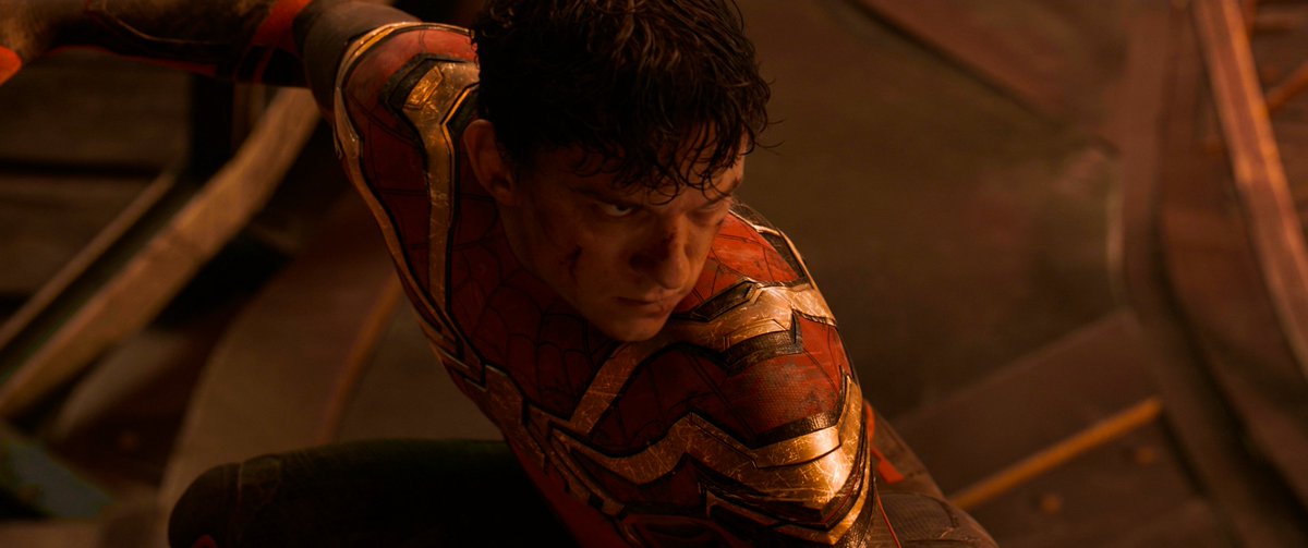 _Earth_199999's tweet photo. imagine trying to pretend that the CGI of this suit is bad https://t.co/FewAhuovBw