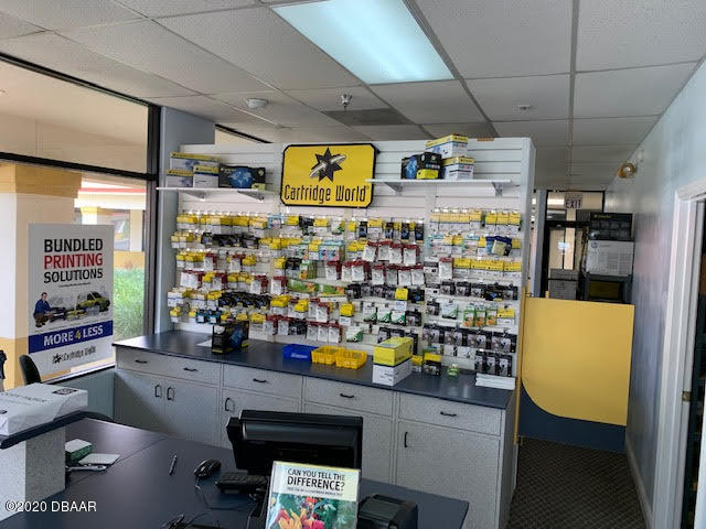 danlyonnais's tweet photo. I am looking for a buyer for 485 S Nova Road #OrmondBeach #FL  #realestate https://t.co/LbiQkZL0o6 https://t.co/VaxMhGaKCj