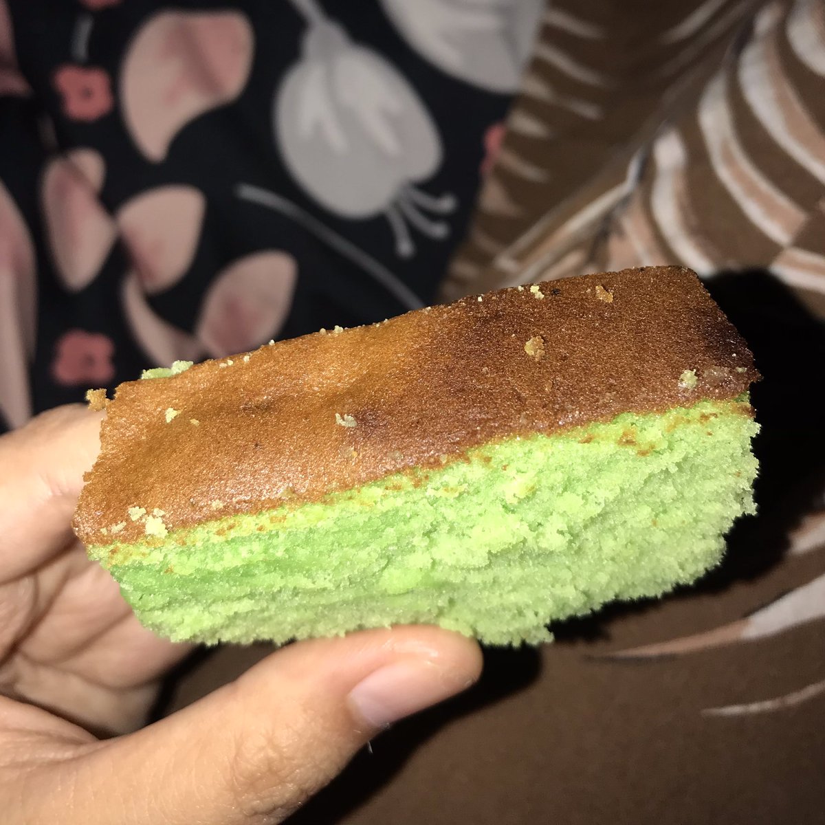 shandevaaaa's tweet photo. Mamaku nangis krn bolunya gosong, gatau apa ya dia malah yg gosong itu yg paling enak🤤 https://t.co/nlLHQz2qA7