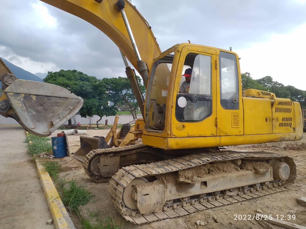 #Enterate | Desde @CorpoTricolor21
prestando apoyo de #Maquinaria en el marco del Plan de Contingencia de #lluvias. 
Estado Sucre, Cumanacoa.📍
#Plandecontigencia
#eficienciaonada
@NicolasMaduro
@ConCiliaFlores @dcabellor @NestorLReverol @GReynzerRojasO @ingjuanjo @GRaulparedes