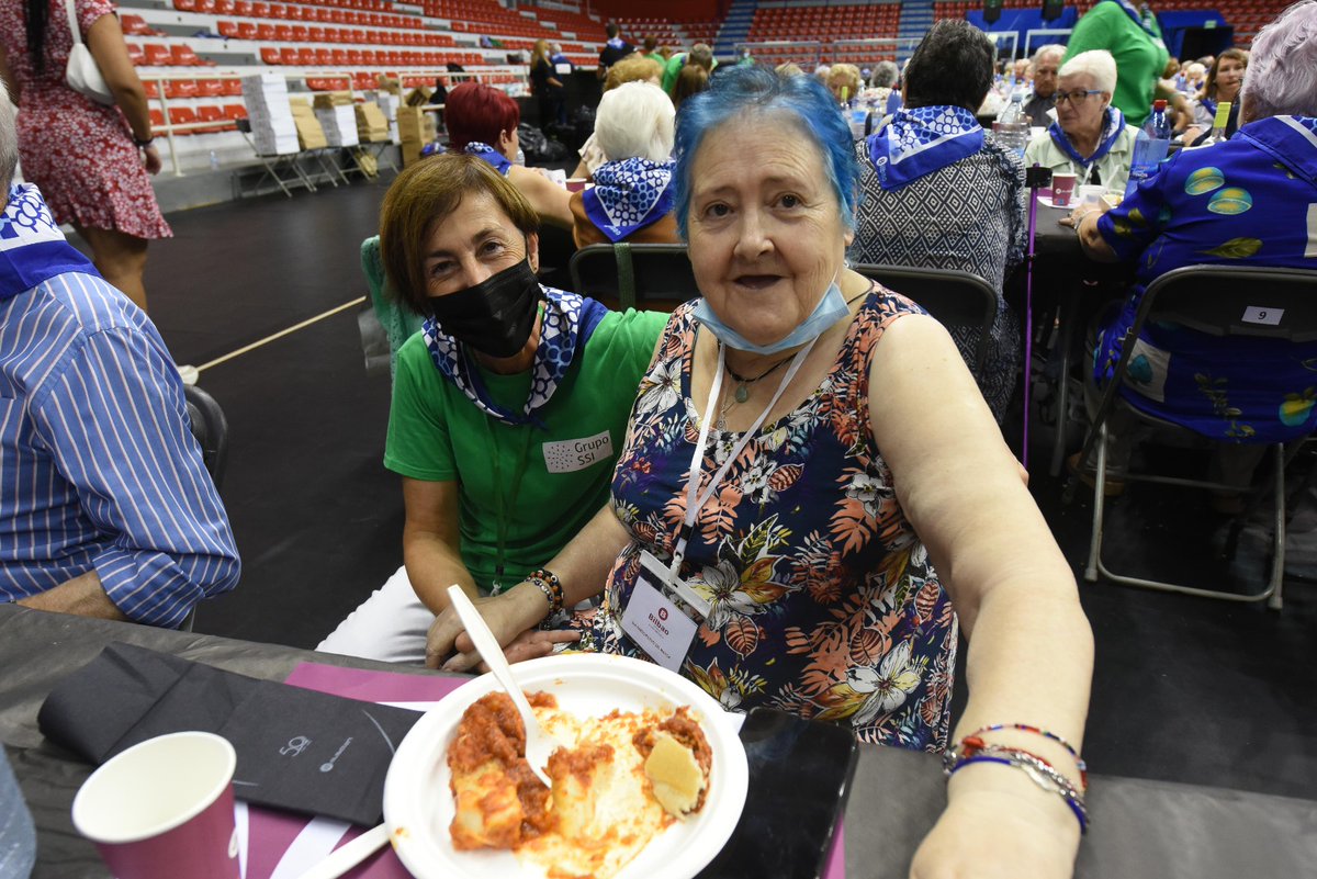 📸 Compartimos algunos de los momentos más especiales. De los bailes, las risas y lo mejor de todo: buena compañía.
Eskerrik asko a todo el equipo de #GrupoSSI #SSIZurekin!
<a href="/bilbao_udala/">Bilbao [Udala - Ayuntamiento]</a> <a href="/MarijaiaBilbao/">#AsteNagusia Bilbao</a> <a href="/konpartsak/">Bilboko Konpartsak</a> <a href="/bilbao_jaiak/">Bilbao Jaiak</a>

#DíaParticipativoMayores #AsteNagusia2022