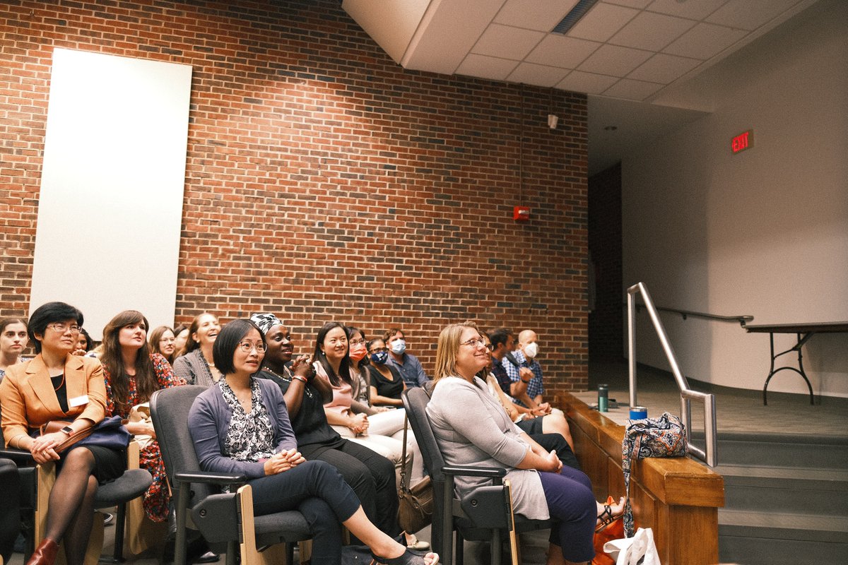 isss_penn's tweet photo. New international undergraduate students, their proud parents, and ISSS staff meet and connect at the Info &amp; Welcome Session + ISSS Student Resources orientation event. We form a sense of inclusion, diversity, connection, interaction, safety, and global community. https://t.co/LMc00wUVWh