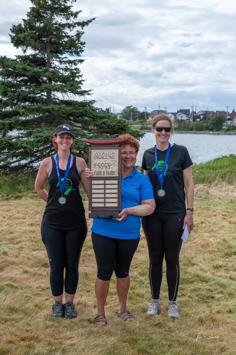 AvalonDragons's tweet photo. Shout out to  Rock Island Dragons our 2022 Paddle in Paradise Champions! 🎉👏🏻👏🏻👏🏻🙌🏻 
#rid #rockislanddragons #paddleinparadise https://t.co/8KgKaOkdzG
