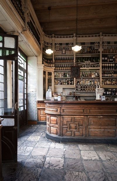 didar__gharib's tweet photo. classic pharmacy ⚕️☘️ https://t.co/lRghZh6UFl
