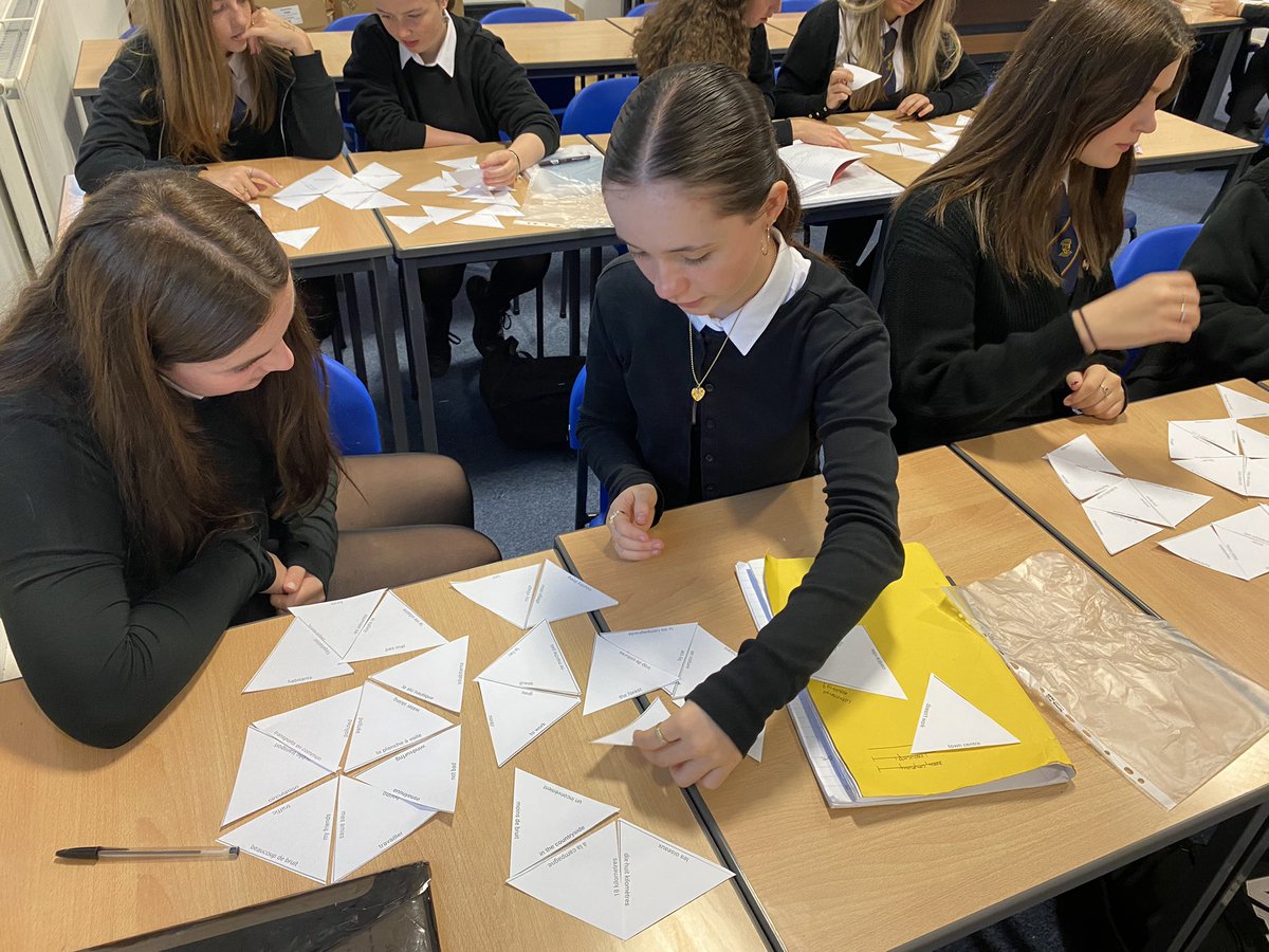 Bearsden MFL tweet media
